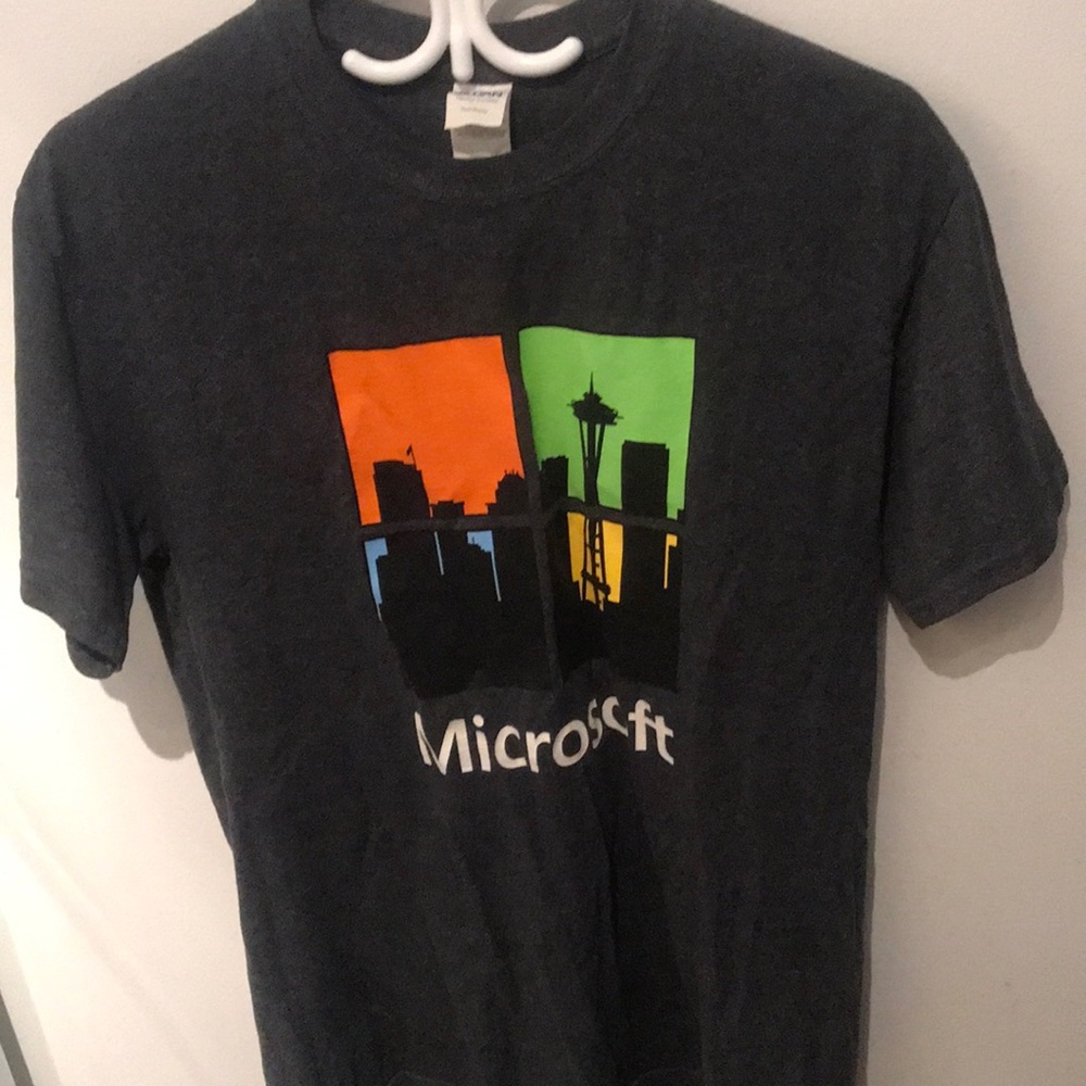 Beautiful charcoal grey tshirt with full Microsoft logo colourful